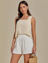 2025 Women's Relaxed Lightweight Shorts with Elastic Waistband and Front Button