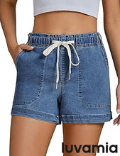 Women's Classic Denim Essential Relaxed Fit Belt Shorts With Pocket