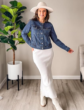 luvamia FleXclusive Women's Button Down Long Sleeves Crew Neck Denim Jacket