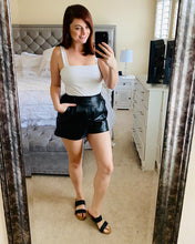 luvamia Faux Leather Shorts for Women High Waist Pleated Wide Leg Stretchy Shorts with Pockets Short PU Leather Pants