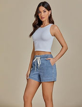 Women's Classic Denim Essential Relaxed Fit Belt Shorts With Pocket