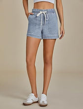 Women's Classic Denim Essential Relaxed Fit Belt Shorts With Pocket
