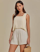 2025 Women's Relaxed Lightweight Shorts with Elastic Waistband and Front Button