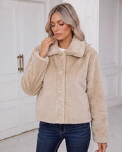 luvamia Faux Fur Jackets for Women Cropped Fuzzy Fluffy Fall Winter Coats Trendy Oversized Jacket, Crop, Lapel, Button Down Closure, Faux Fur Coats with Pockets, Inner Lining, Warm Winter Outerwea