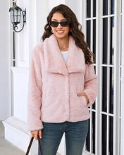 luvamia Faux Fur Jackets for Women Fall Coats Oversized Winter Outerwears Short Pile Surface, Side Pockets, Wide Lapel Collar, Dropped Shoulder, Fall Winter Layering, Snap Button Closure, Open Front