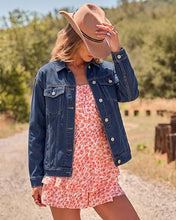 luvamia Jean Jacket Women Button Down Long Sleeve Oversized Denim Jackets Casual Jackets for Women Trendy, 2 Functional Side Pockets, No Stretch, Western Fall Outfits, Country Concert Outfits