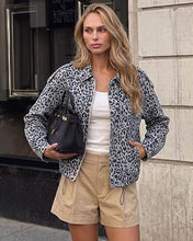luvamia Faux Suede Leopard Jackets for Women Oversized Zip Up Bomber Coats Cheetah Animal Print Fall Jackets, Snap-Button Shoulder Tabs, Inner Lining, 2026 Trendy Fall Winter Coats, Western Outfits