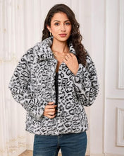 luvamia Women's Leopard Print Faux Fur Jackets Fluffy Furry Winter Coats Cheetah Animal Print Jackets, Oversized, Lapel, Snap Button, Inner Lining, Furry Winter Coats with Pockets, Western Outfits