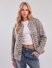 luvamia Women Leopard Print Bomber Jacket Oversized Wool Blend Fall Outfits Brushed, Cheetah, Animal Print Jackets, Stand Collar, Snap Button, Elastic Hem, Winter Coats with Pockets, Western Outfits
