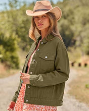 luvamia Jean Jacket Women Button Down Long Sleeve Oversized Denim Jackets Casual Jackets for Women Trendy, 2 Functional Side Pockets, No Stretch, Western Fall Outfits, Country Concert Outfits