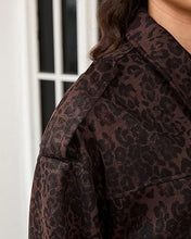 luvamia Faux Suede Leopard Jackets for Women Oversized Zip Up Bomber Coats Cheetah Animal Print Fall Jackets, Snap-Button Shoulder Tabs, Inner Lining, 2026 Trendy Fall Winter Coats, Western Outfits