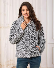 luvamia Women's Leopard Print Faux Fur Jackets Fluffy Furry Winter Coats Cheetah Animal Print Jackets, Oversized, Lapel, Snap Button, Inner Lining, Furry Winter Coats with Pockets, Western Outfits