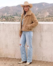 luvamia Faux Fur Jackets for Women Cropped Fuzzy Fluffy Fall Winter Coats Trendy Oversized Jacket, Crop, Lapel, Button Down Closure, Faux Fur Coats with Pockets, Inner Lining, Warm Winter Outerwea
