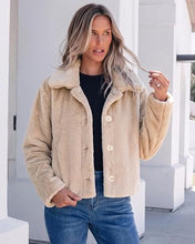 luvamia Faux Fur Jackets for Women Cropped Fuzzy Fluffy Fall Winter Coats Trendy Oversized Jacket, Crop, Lapel, Button Down Closure, Faux Fur Coats with Pockets, Inner Lining, Warm Winter Outerwea