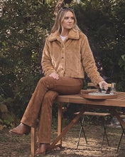luvamia Faux Fur Jackets for Women Cropped Fuzzy Fluffy Fall Winter Coats Trendy Oversized Jacket, Crop, Lapel, Button Down Closure, Faux Fur Coats with Pockets, Inner Lining, Warm Winter Outerwea