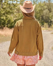 luvamia Jean Jacket Women Button Down Long Sleeve Oversized Denim Jackets Casual Jackets for Women Trendy, 2 Functional Side Pockets, No Stretch, Western Fall Outfits, Country Concert Outfits