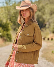 luvamia Jean Jacket Women Button Down Long Sleeve Oversized Denim Jackets Casual Jackets for Women Trendy, 2 Functional Side Pockets, No Stretch, Western Fall Outfits, Country Concert Outfits