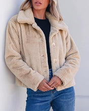luvamia Faux Fur Jackets for Women Cropped Fuzzy Fluffy Fall Winter Coats Trendy Oversized Jacket, Crop, Lapel, Button Down Closure, Faux Fur Coats with Pockets, Inner Lining, Warm Winter Outerwea