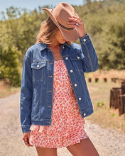 luvamia Jean Jacket Women Button Down Long Sleeve Oversized Denim Jackets Casual Jackets for Women Trendy, 2 Functional Side Pockets, No Stretch, Western Fall Outfits, Country Concert Outfits