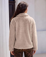luvamia Faux Fur Jackets for Women Fall Coats Oversized Winter Outerwears Short Pile Surface, Side Pockets, Wide Lapel Collar, Dropped Shoulder, Fall Winter Layering, Snap Button Closure, Open Front
